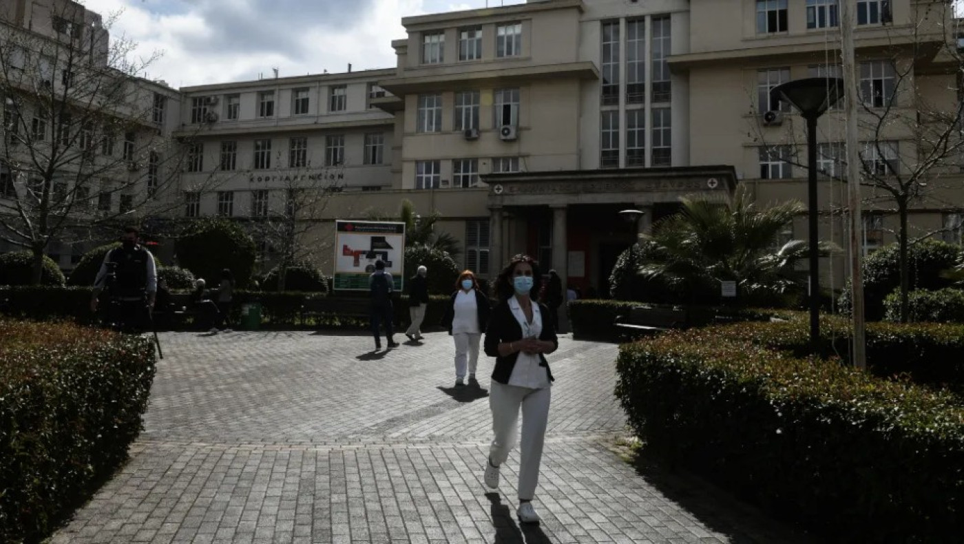 «Ήταν στημένο» απαντά η εκπρόσωπος των εργαζομένων για το βίντεο στον Ερυθρό Σταυρό