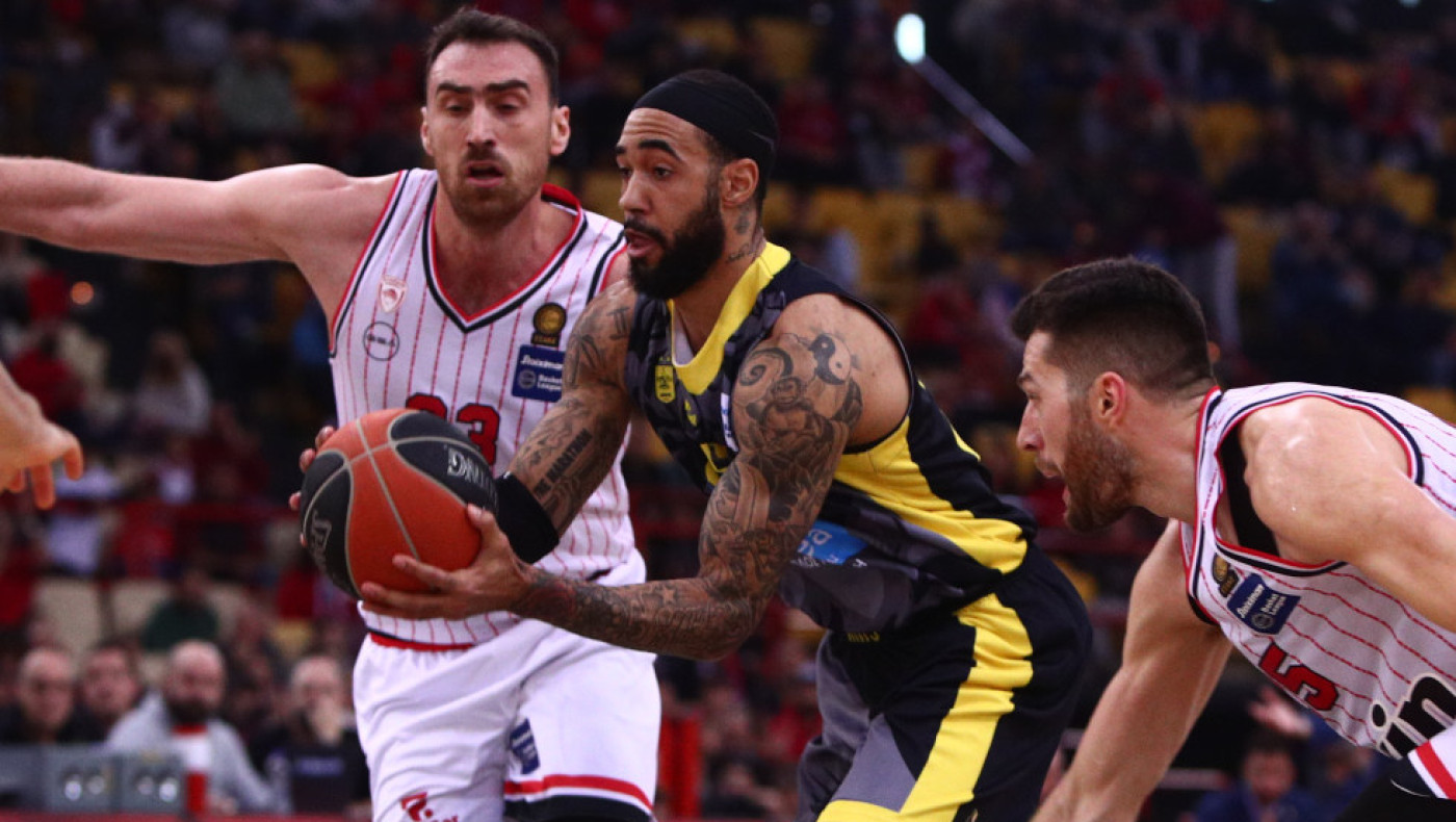 Ο Άρης ήταν μαχητικός αλλά λύγισε κόντρα στον Ολυμπιακό