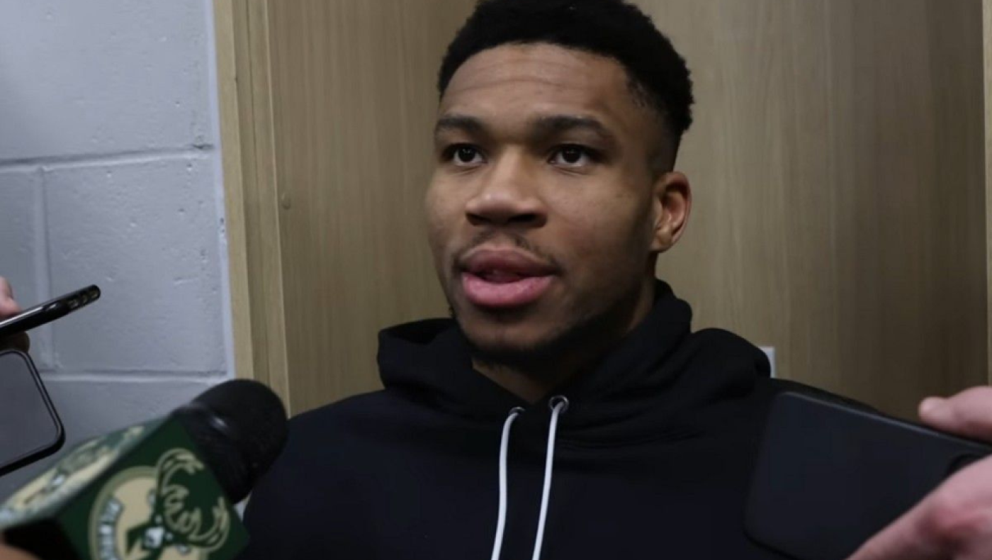 Γιάννης Αντετοκούνμπο: «Όταν ετοιμάζεσαι να κάνεις κάτι πονηρό το βράδυ...»