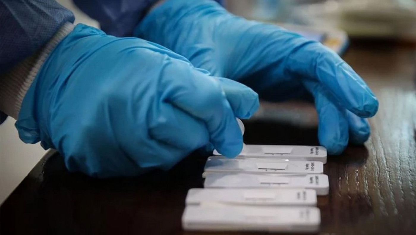 Κορονοϊός: Ποια είναι η νέα μετάλλαξη XEC που προκαλεί νέο κύμα ανησυχίας στην Ευρώπη