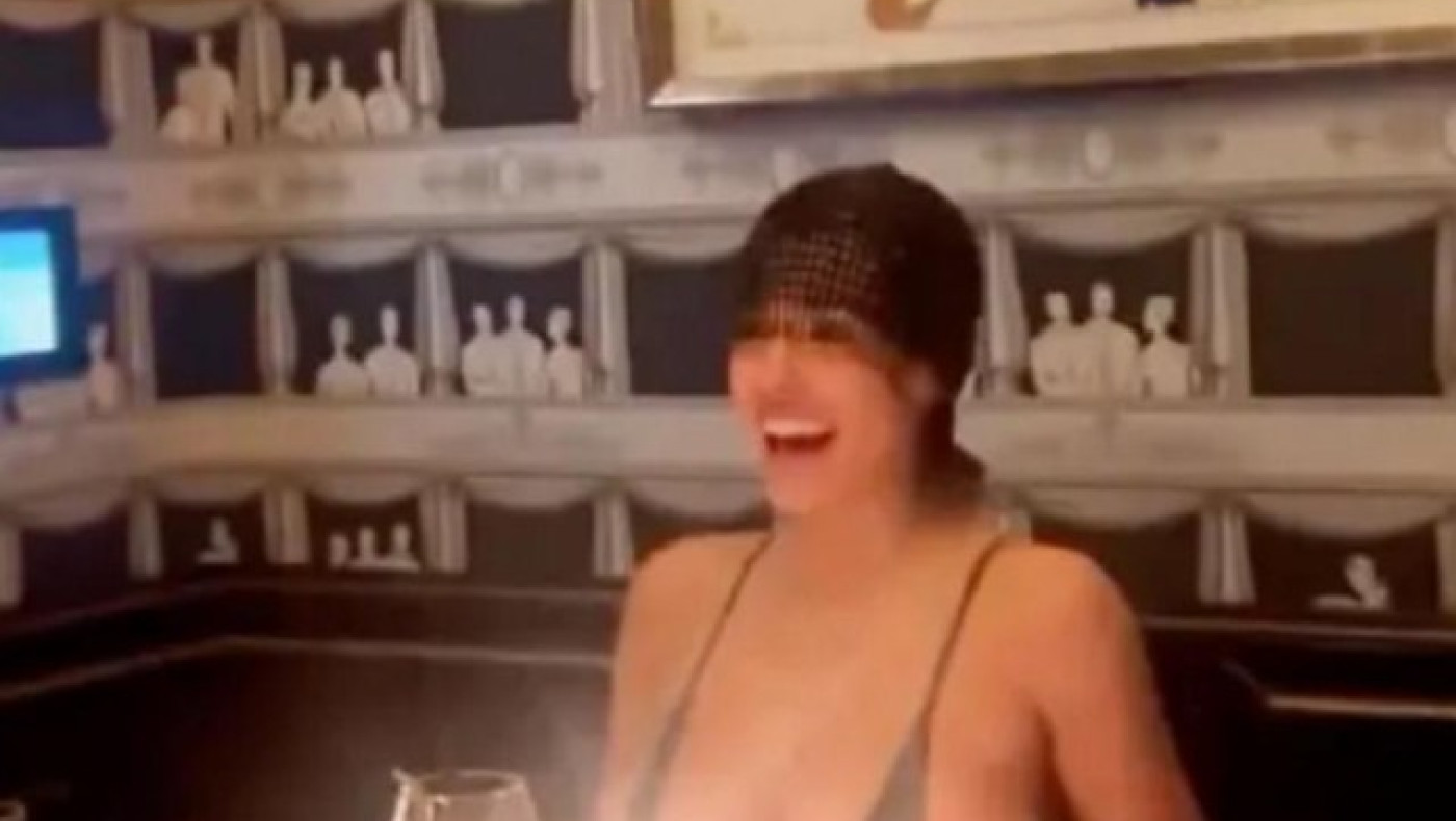 Η σύζυγος του Κάνιε Γουέστ γιόρτασε τα γενέθλιά της με μικροσκοπικό μπικίνι!