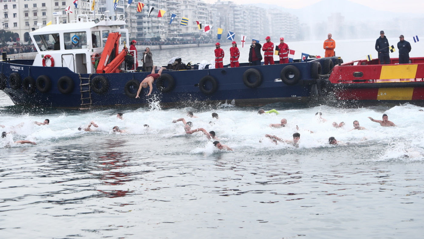 Νίκος Χατζηαθανασίου: Έπιασε τον σταυρό στο δημοτικό κολυμβητήριο