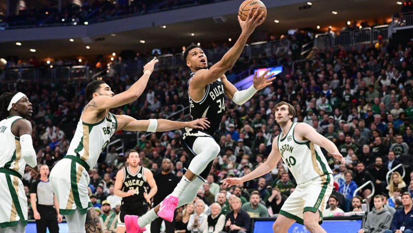 NBA: Εκτός στα πρώτα παιχνίδια των πλέι οφ ο Αντετοκούνμπο!