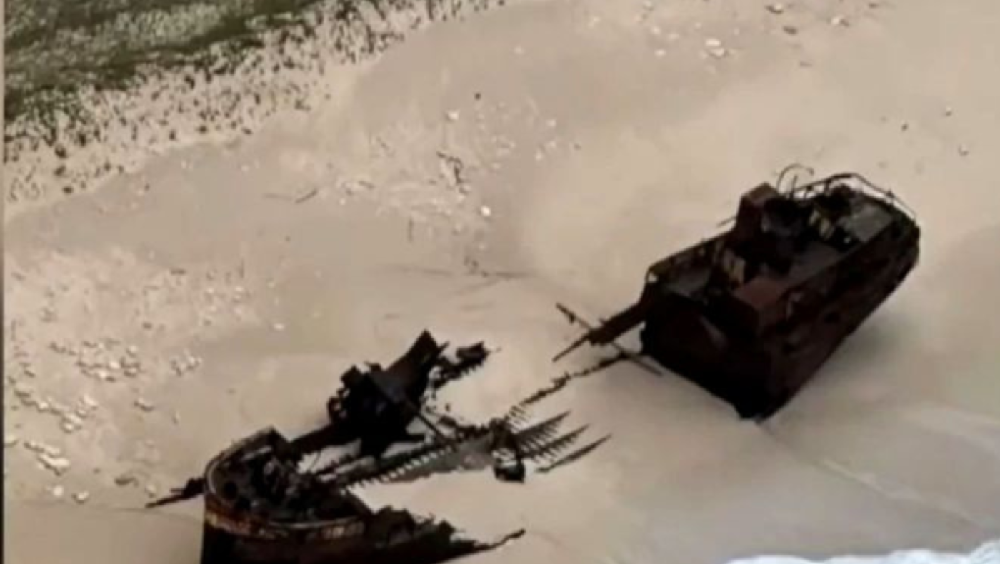 Ναυάγιο στη Ζάκυνθο: Κόπηκε στα δύο το σκαρί του «Παναγιώτη»