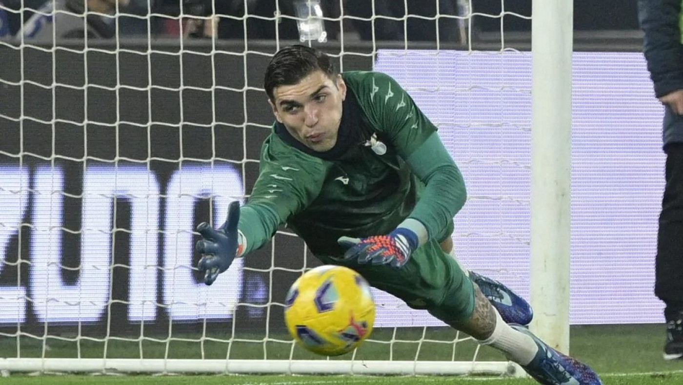 «Ο Μανδάς έμαθε πως παίζει στο ντέρμπι τρεις ώρες πριν την έναρξή του, δεν υπήρξε επίσημη πρόταση από ελληνική ομάδα»