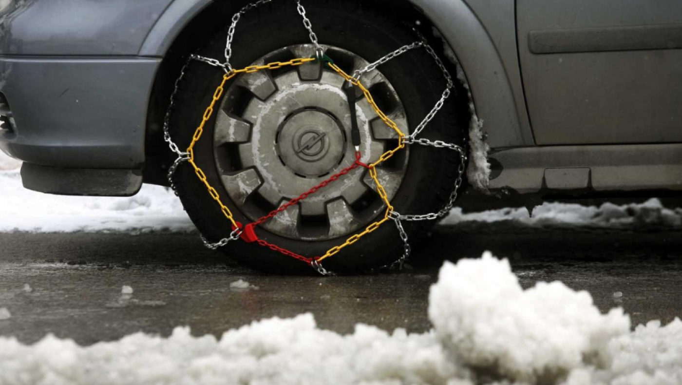 Θεσσαλονίκη: Υποχρεωτικός ο εφοδιασμός με αλυσίδες - Για ποια οχήματα κλείνει ο Περιφερειακός
