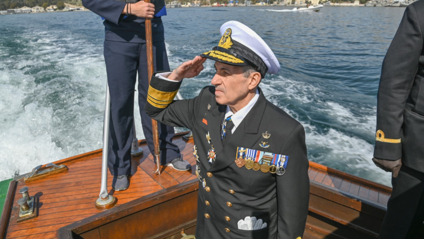 Ο πρώην αρχηγός ΓΕΝ έκανε λόγο για ναυπήγηση νέων φρεγατών και πρόσκτηση μεταχειρισμένων πλοίων