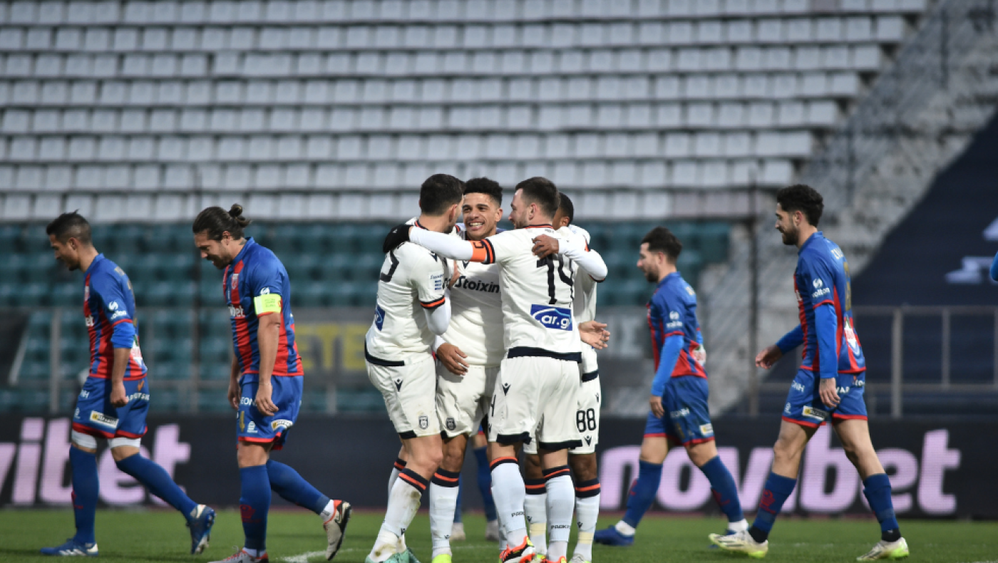 Κεντήματα και κελαηδήματα και «ταρίφα» plus…