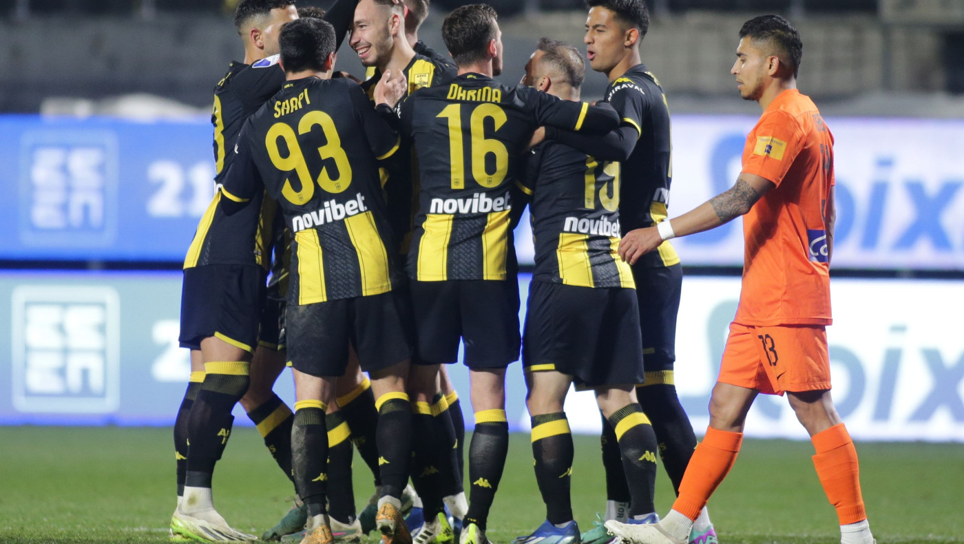 Άρης: Τελικό στάδιο επαφών με αριστερό full back