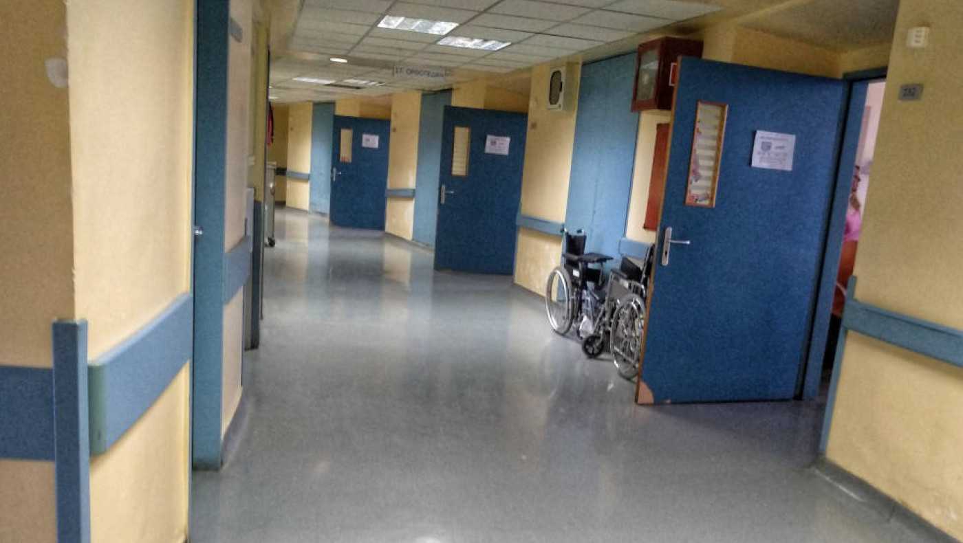 Αλεξανδρούπολη: Έπαθε εγκεφαλικό στο νοσοκομείο και... περίμενε ασθενοφόρο (vid)