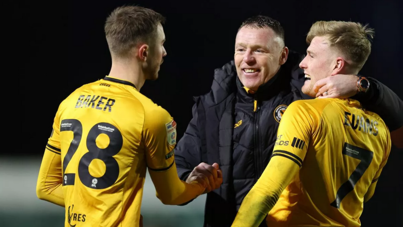 «Στο ένα Metro»: Μια… στεκιά στη Νιούπορτ