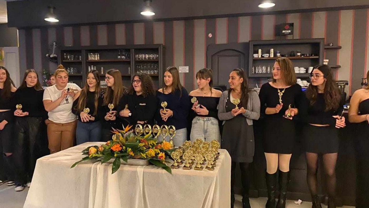 Ηρακλής-Γυναικείο Πόλο: Βραβεύτηκαν οι πρωταγωνίστριες της ανόδου στην Α2 (pics)