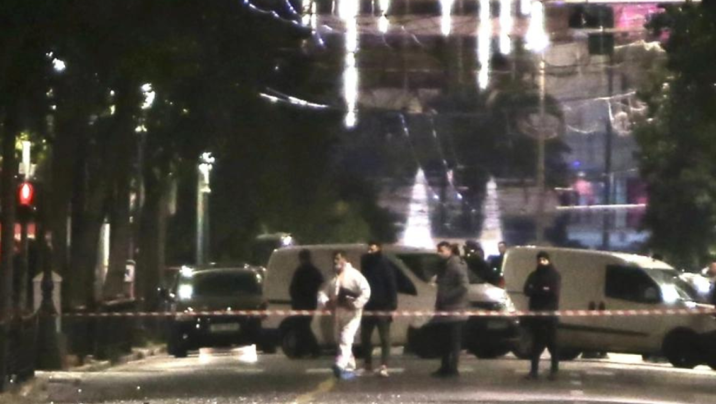 Βόμβα εξερράγη έξω από το Υπουργείο Εργασίας