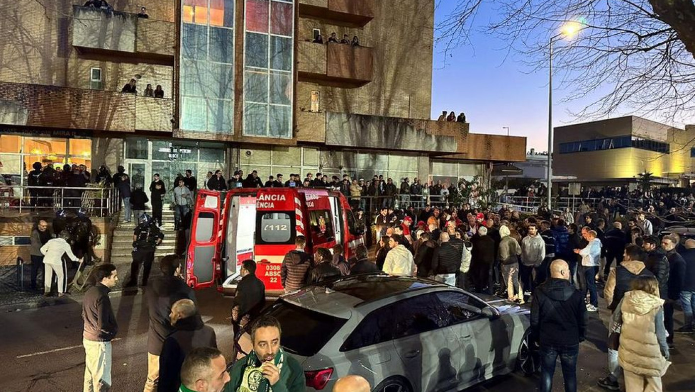 Αναβολή στο Φαμαλικάο-Σπόρτινγκ λόγω απεργίας δυνάμεων ασφαλείας και επεισοδίων εκτός γηπέδου (vid)