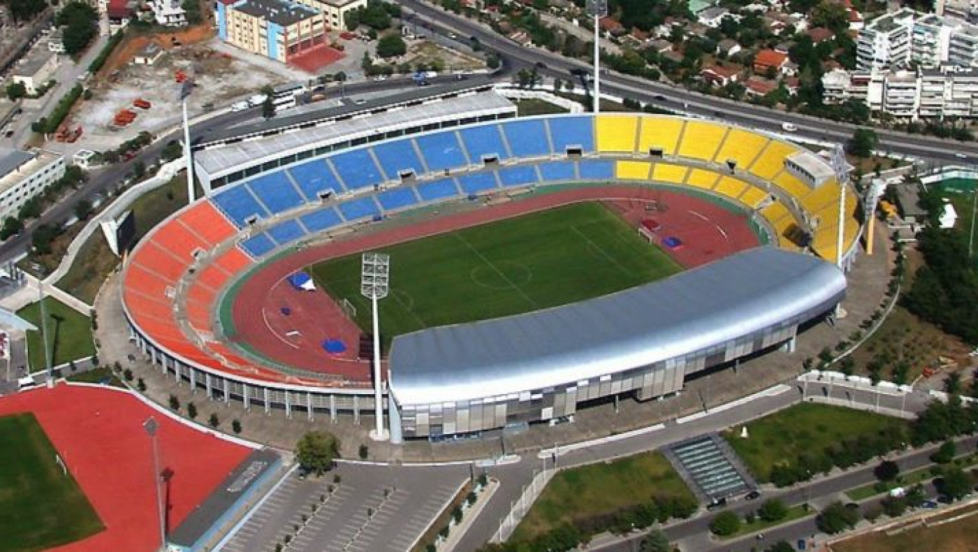 Ηρακλής: Μπήκε ο νέος χλοοτάπητας στο Καυτανζόγλειο (pics)