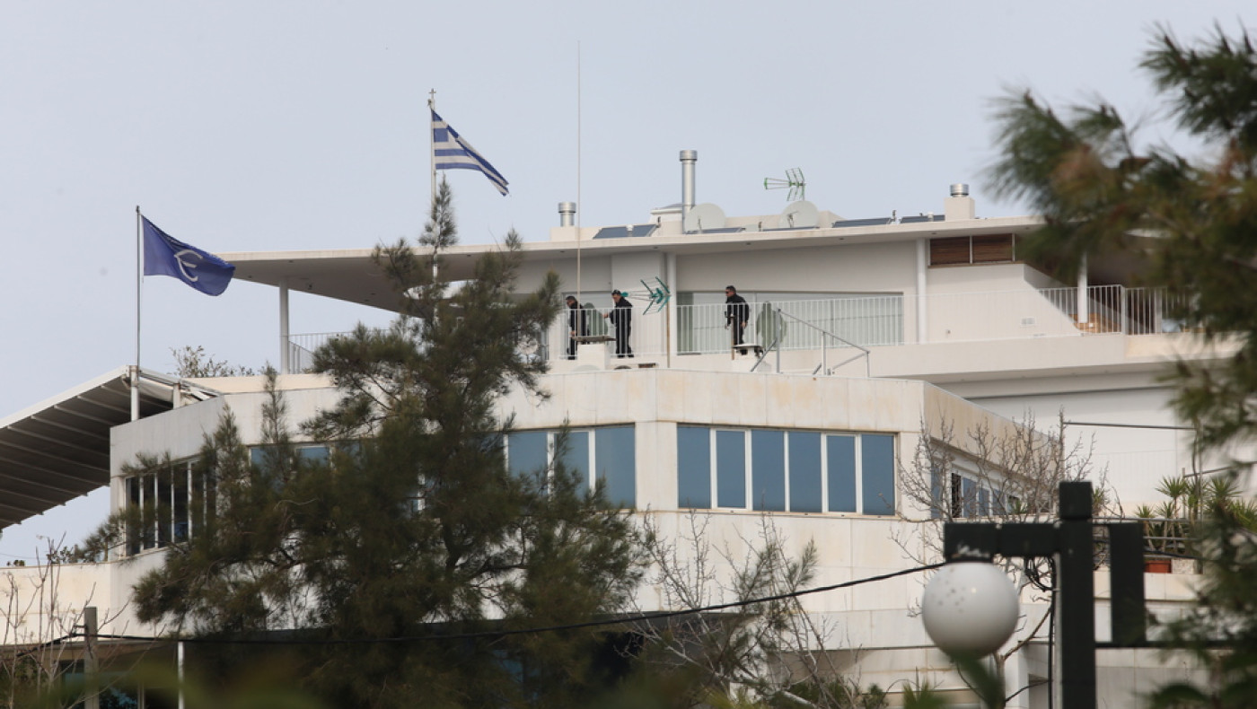 Γλυφάδα: Τρεις οι νεκροί από τα πυρά του ενόπλου στη ναυτιλιακή