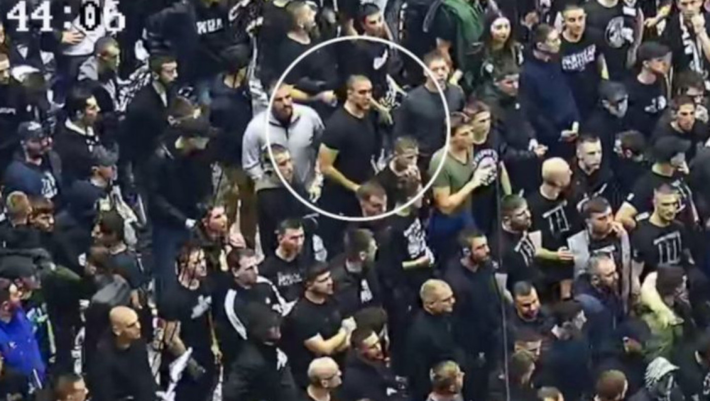 Παρτιζάν: Απέβαλε δια βίου οπαδό που πέταξε αντικείμενο στους παίκτες