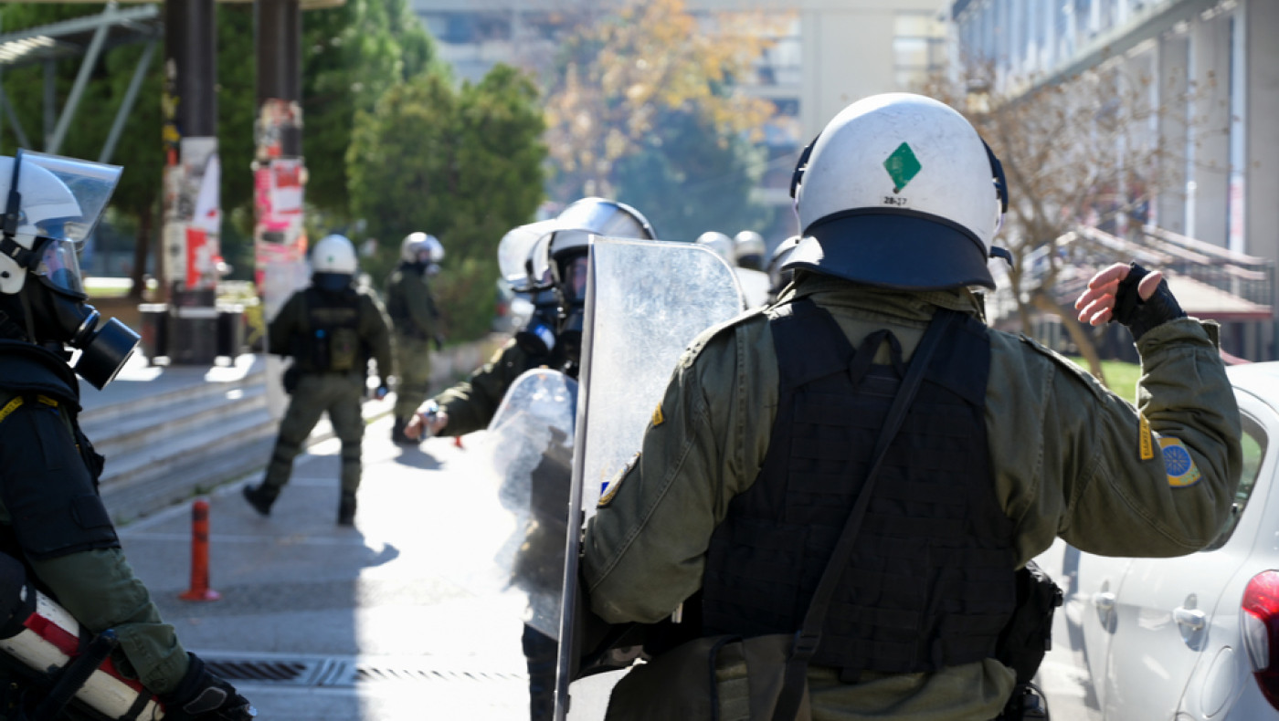 Θεσσαλονίκη: Μεγαλειώδης συγκέντρωση αλλά και ένταση έξω από τον ΟΣΕ