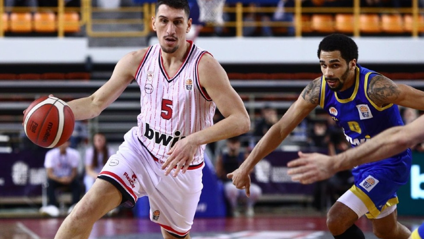 Λαρεντζάκης: Ο «X-Factor» του Ολυμπιακού που... παίζει για ΠΑΟΚ