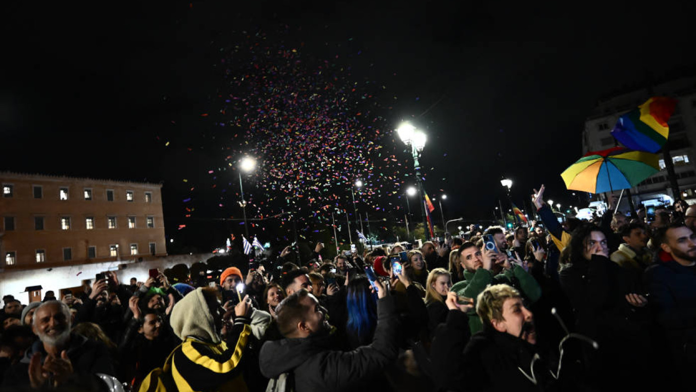 Παντρεύονται ο Δημήτρης και ο Σταύρος: Πρώτη αγγελία γάμου ομόφυλων