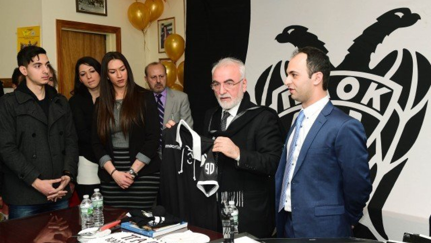 Από την… «πλατεία Τσαρπανά» στην…«καρδιά» της Νέας Υόρκης