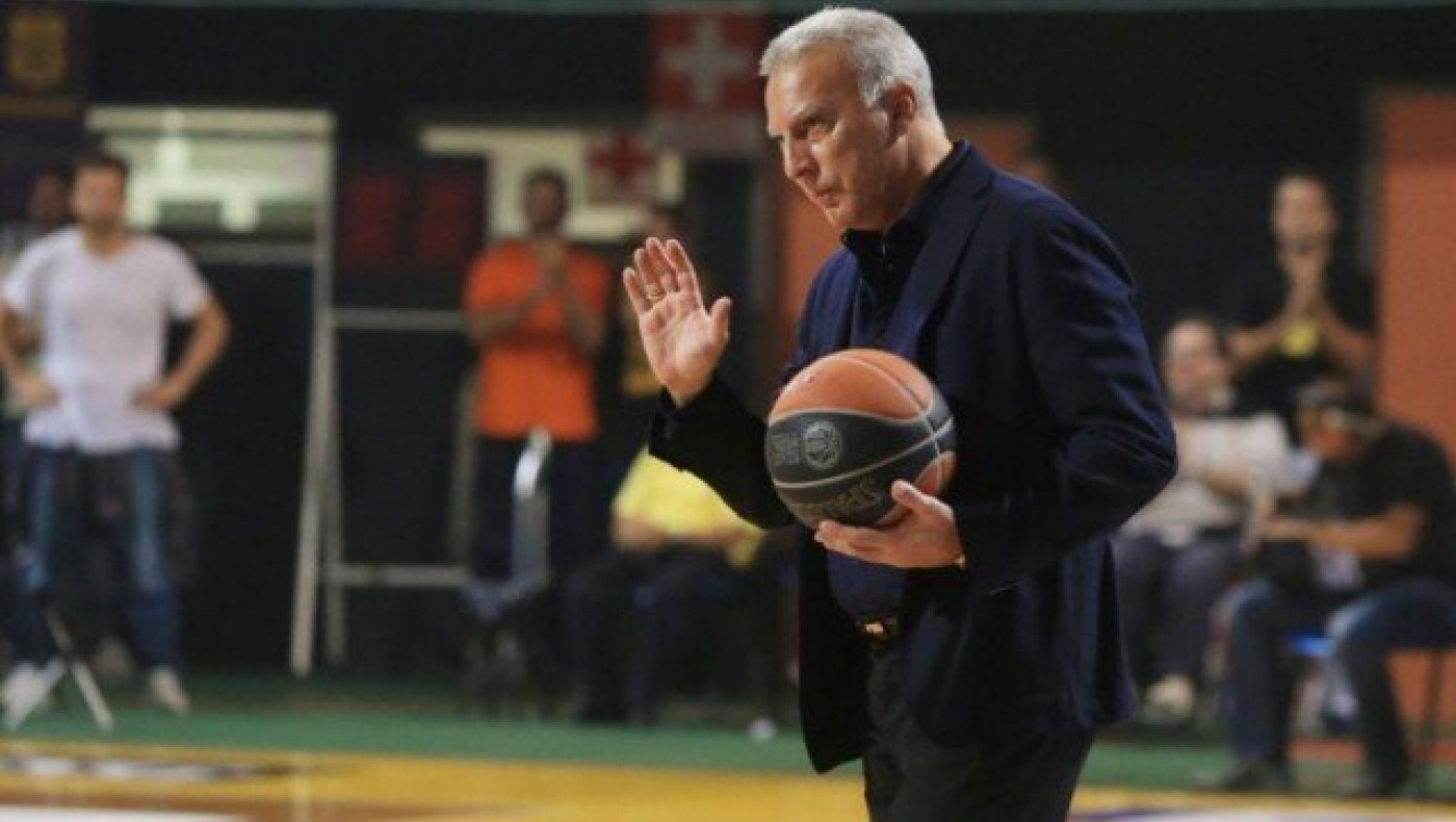 Η μπάλα που ο Νίκος Γκάλης έγραψε ιστορία και αναπόλησε!