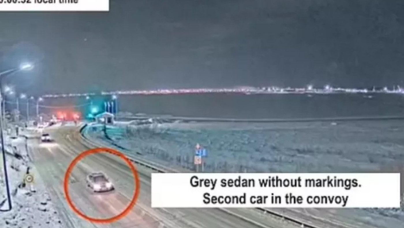 Ναβάλνι: Βίντεο ντοκουμέντο φέρεται να δείχνει κονβόι που «φυγαδεύει» τη σορό του μέσα στη νύχτα