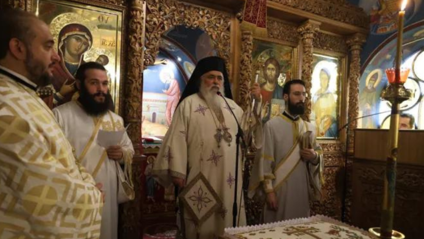 Θεσσαλονίκη: Συγκίνηση στο ετήσιο μνημόσυνο για τα θύματα του δυστυχήματος στα Τέμπη