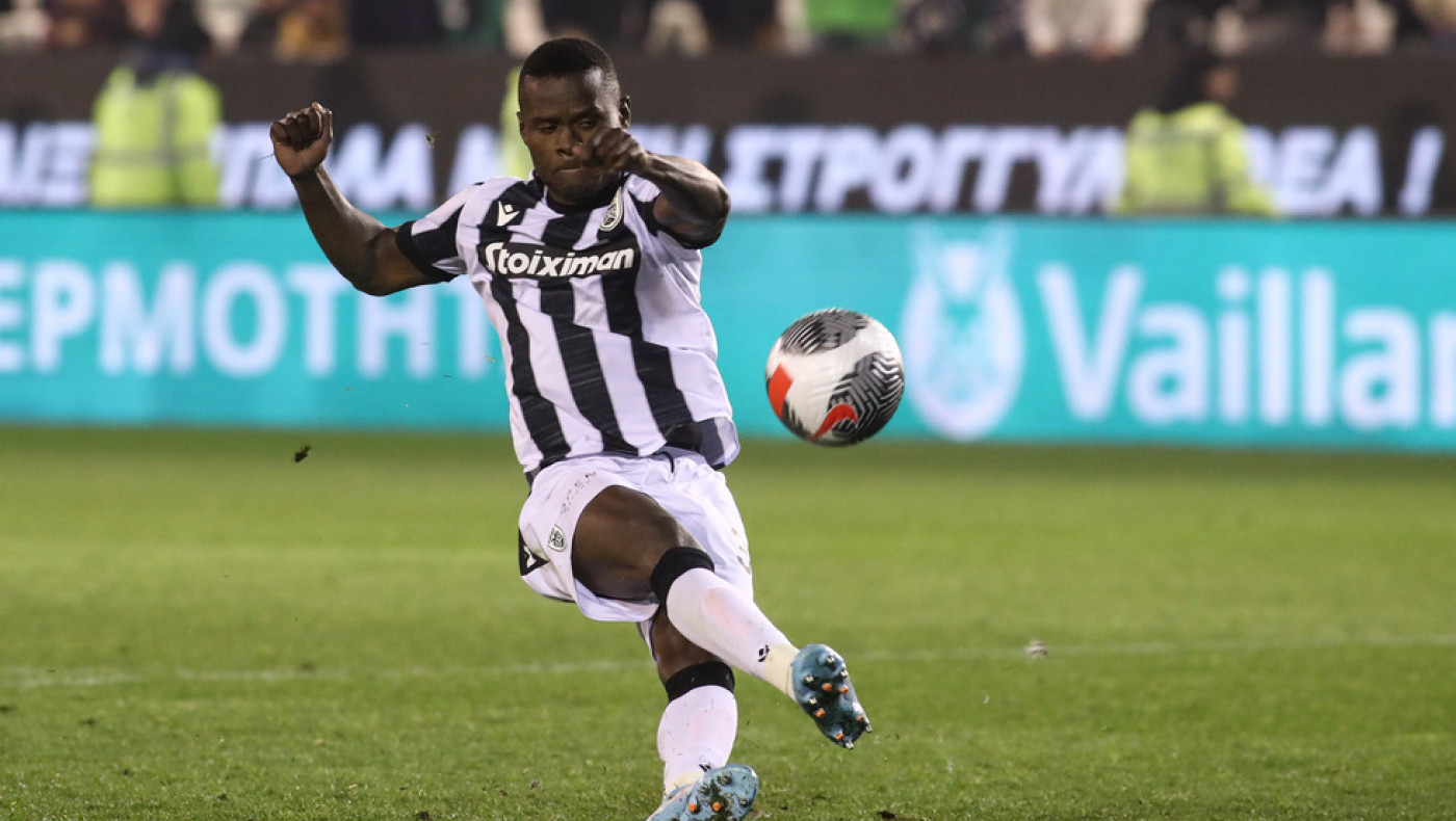 Όχι, η ακατάσχετη πωποφαρδία δεν νικιέται από τη φοβερή γκίνια, αλλά έλεος πια με τον Σαμάτα