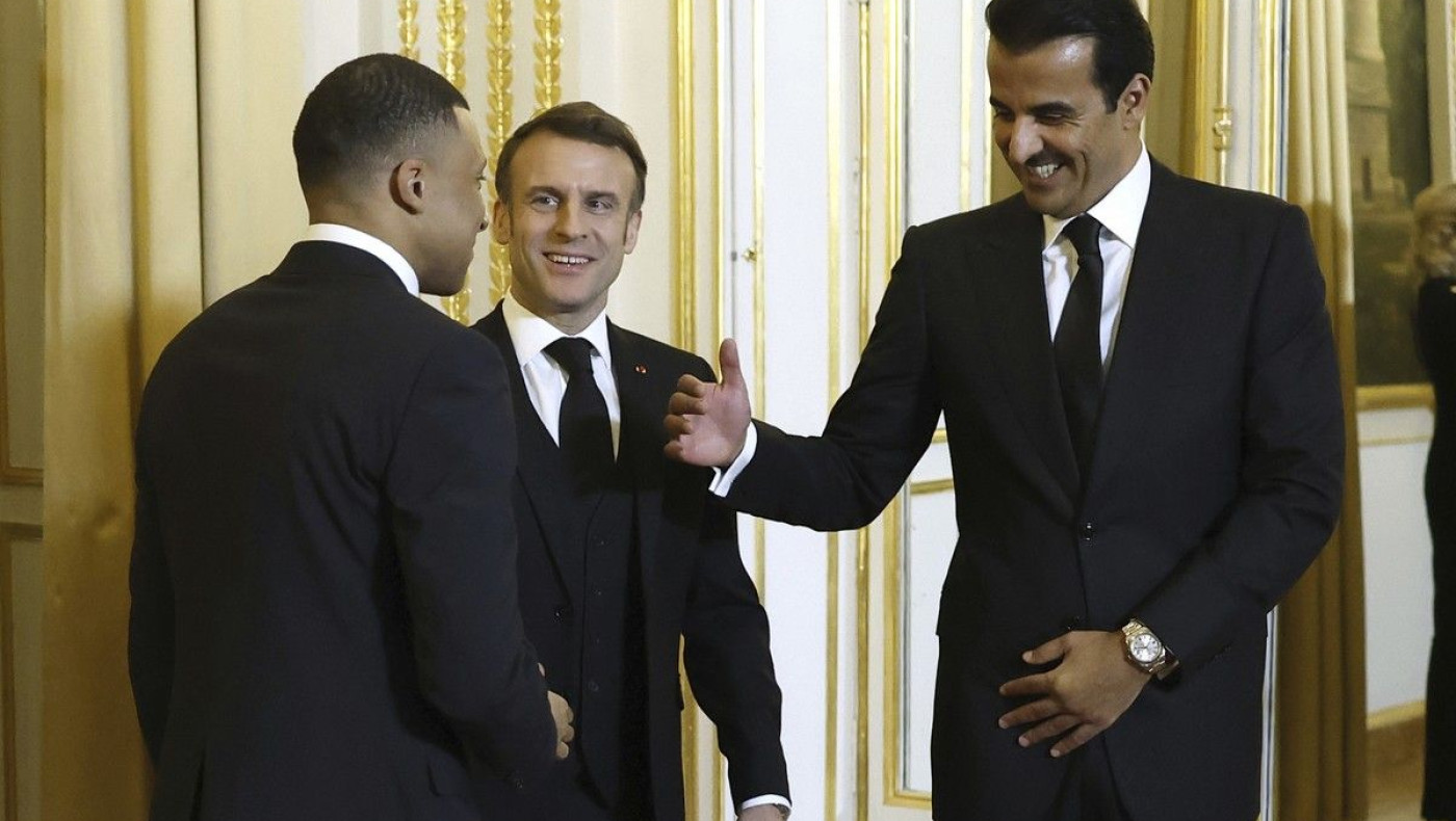 Ο Μακρόν αποχαιρέτησε τον Εμπαπέ - «Καλή τύχη» του είπε ο Εμίρης του Κατάρ