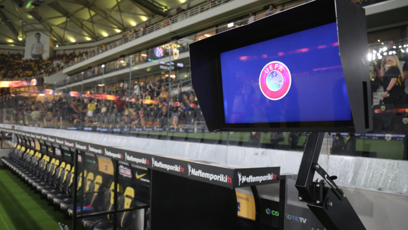 Τσίκινης: «Επικίνδυνη διαχείριση από τον VARιστα στο ΑΕΚ-ΠΑΣ Γιάννινα»