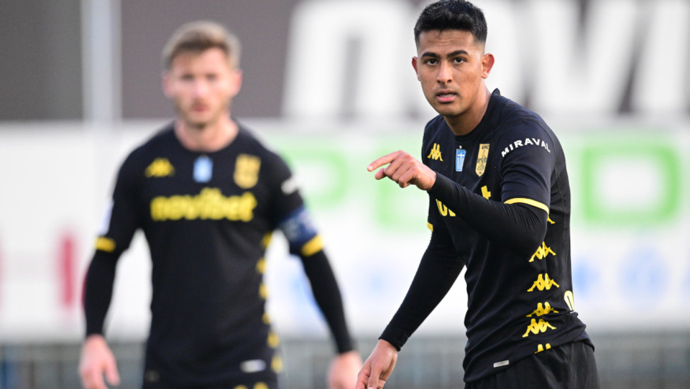 Άρης: Μοιράζει... άκυρα ο Ζαμόρα