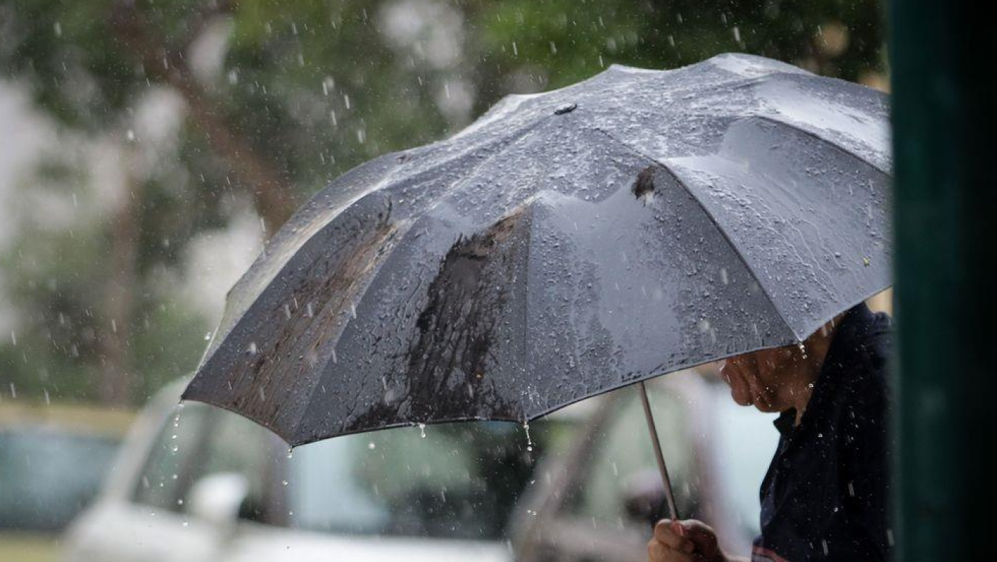 «Σκωτσέζικο ντουζ» ο καιρός- Επιστρέφουν οι βροχές και οι καταιγίδες