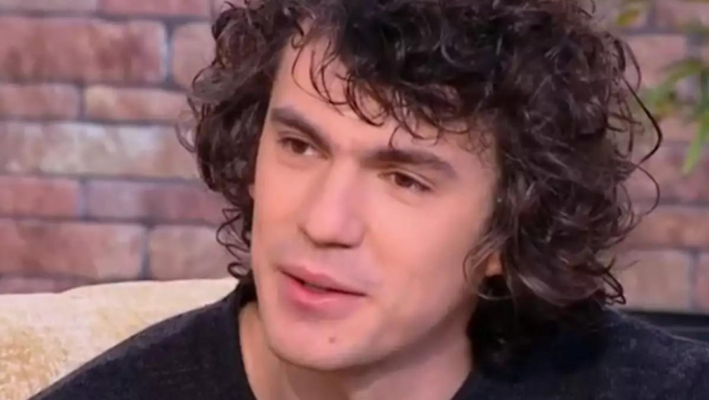 Δημήτρης Καπουράνης – Το Ναυάγιο: «Είμαι Αλβανός για την Ελλάδα και Έλληνας για τους Αλβανούς»