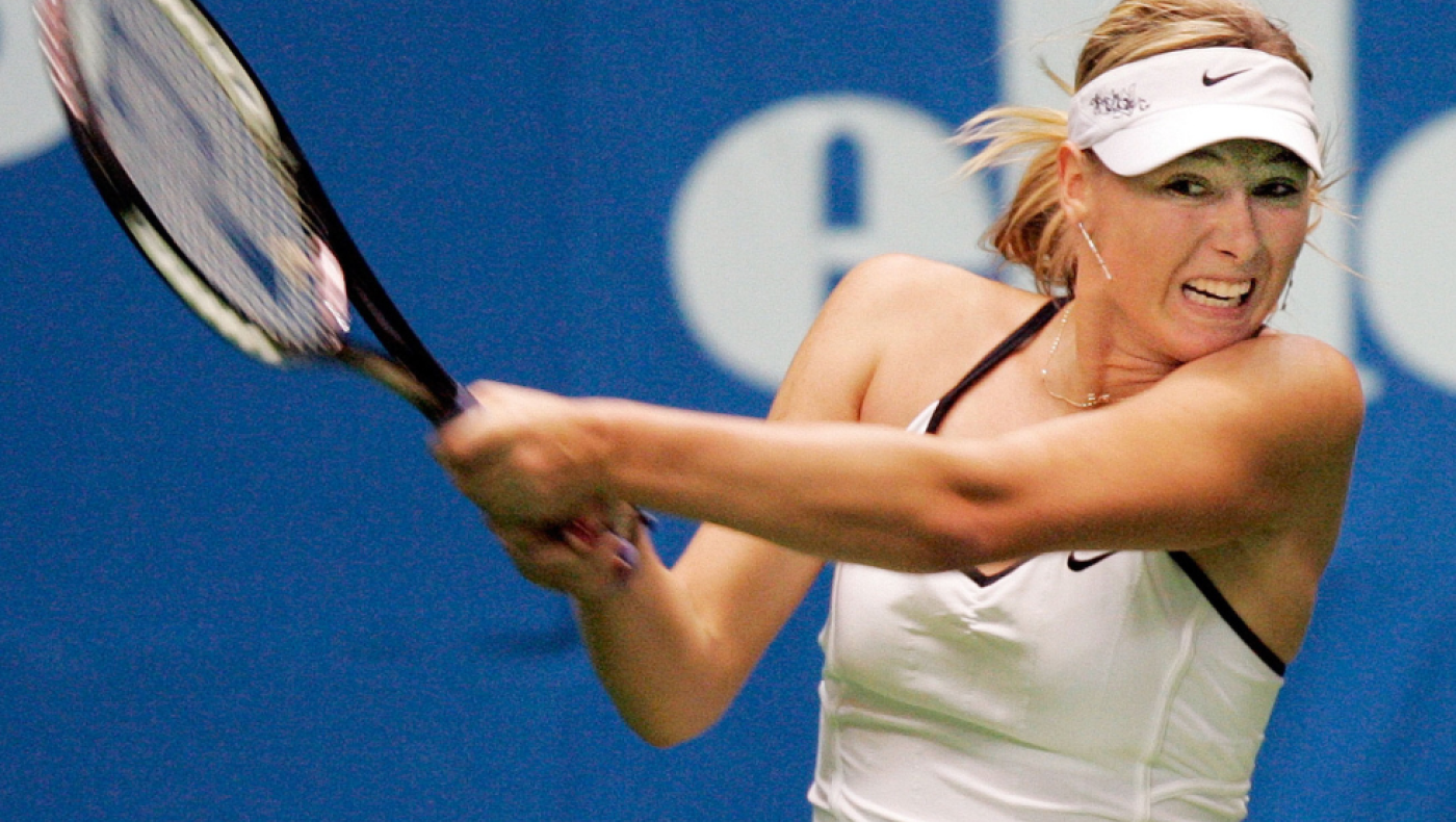 Αγνώριστη η Μαρία Σαράποβα, άλλαξε look και έγινε καστανή