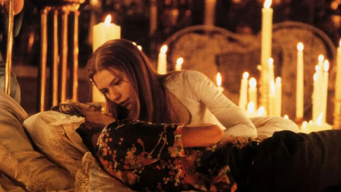 «Ο άντρας μου είναι υπέροχος, αλλά χρειάζομαι κάτι ‘μεγαλύτερο’ στο κρεβάτι που δεν μπορεί να μου δώσει»