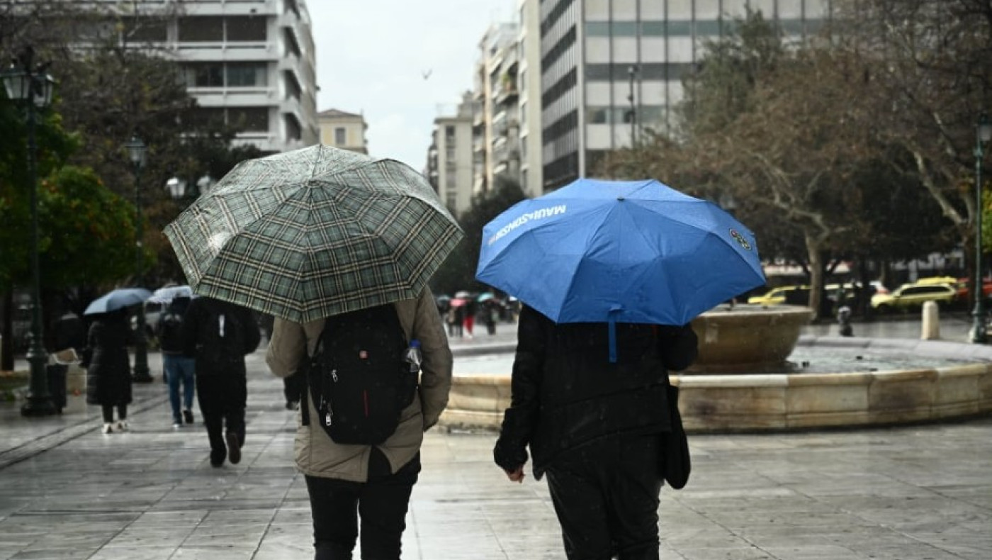 Ο καιρός της Παρασκευής (9/1): Βροχές, σποραδικές καταιγίδες και χιονοπτώσεις κατά τόπους