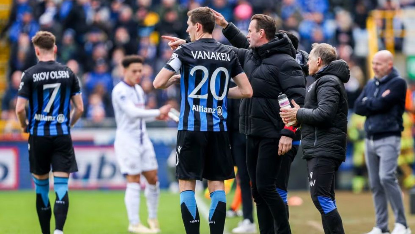 Κλαμπ Μπριζ: Οι επιλογές του Ντέιλα και το 4-2-3-1