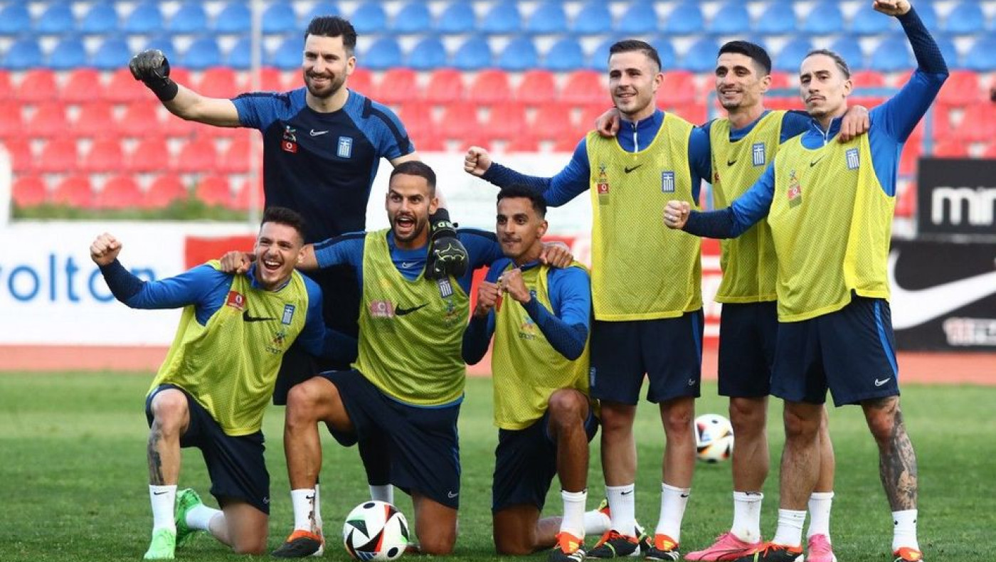 Με πέντε προσθήκες παικτών και κόσμο η προπόνηση της Εθνικής