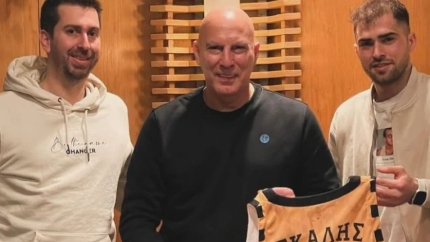 Νίκος Γκάλης: Συνάντηση με Τολιόπουλο και ξεχωριστή αφιέρωση!