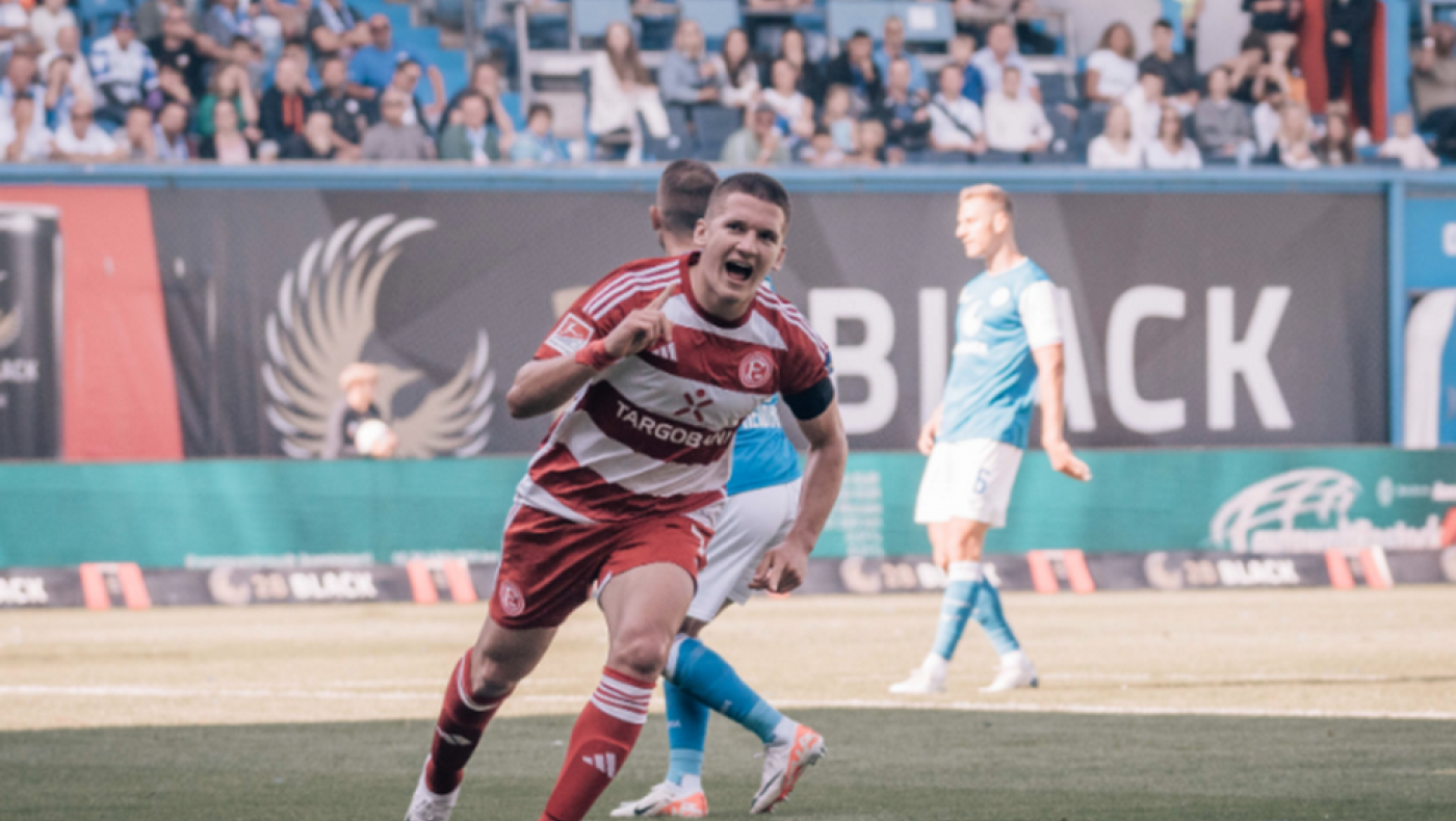 Με Μπόχουμ για την άνοδο η Φορτούνα Ντίσελντορφ του Τζόλη