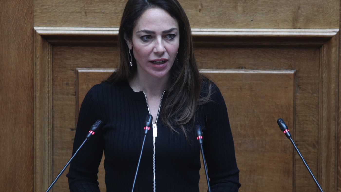 Δόμνα Μιχαηλίδου: Πώς υπολογίζεται το δώρο του Πάσχα μετά την αύξηση του κατώτατου μισθού