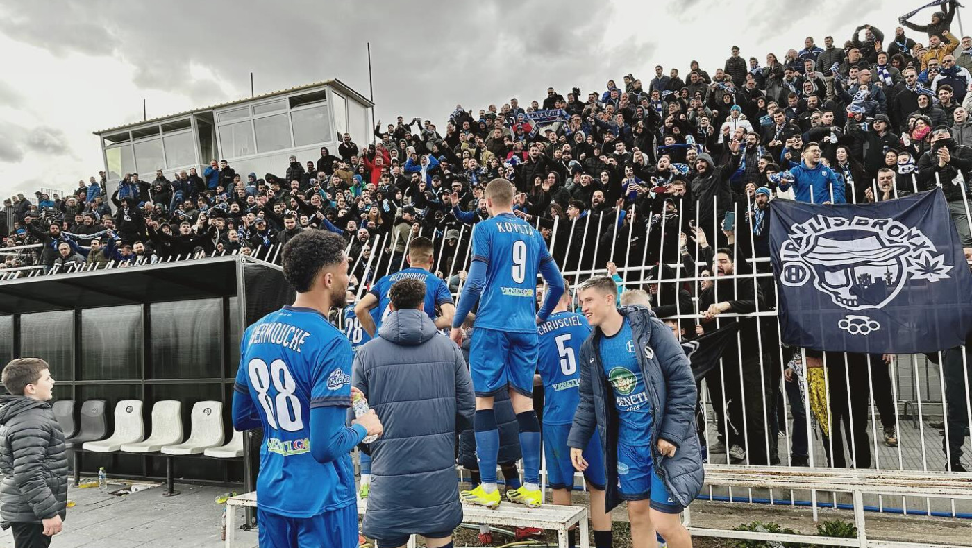 Αυτόνομη Θύρα 10: «Το μίσος μάς συσπειρώνει»