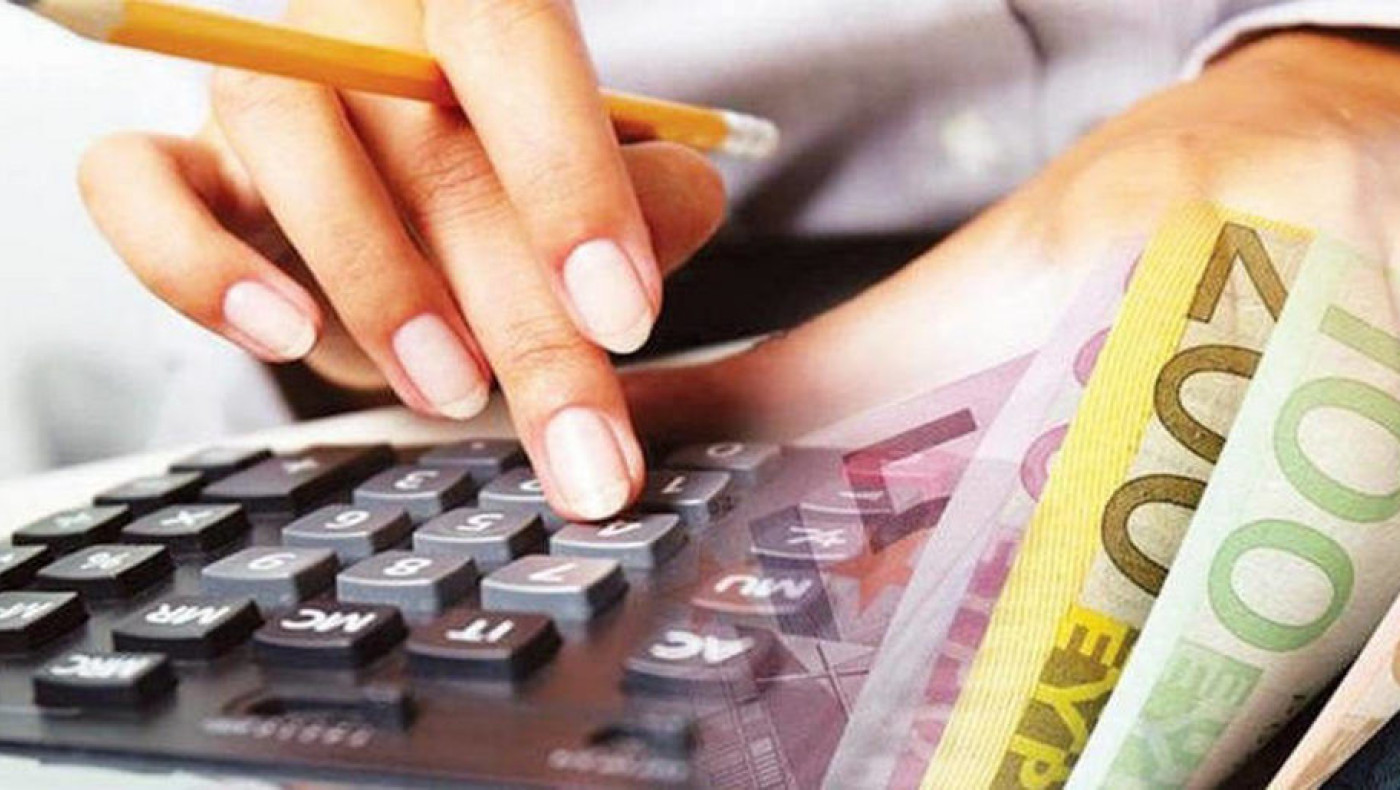 Αυξήσεις: Ποιοι κερδίζουν 200 ευρώ από Ιανουάριο-Πώς αλλάζουν οι καθαροί μισθοί