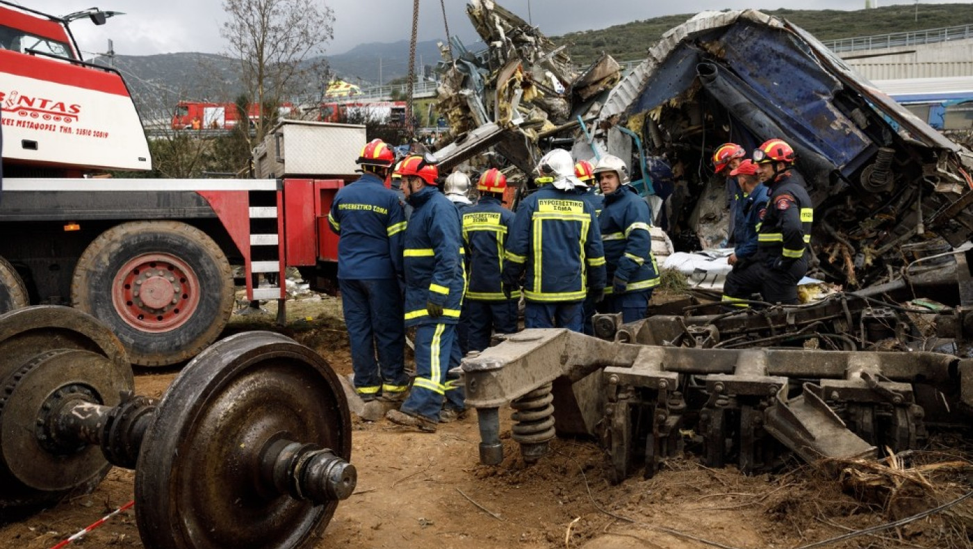 Έκθεση τεχνικών συμβούλων: Τα τρένα εκτροχιάστηκαν πριν τη φονική σύγκρουση στα Τέμπη