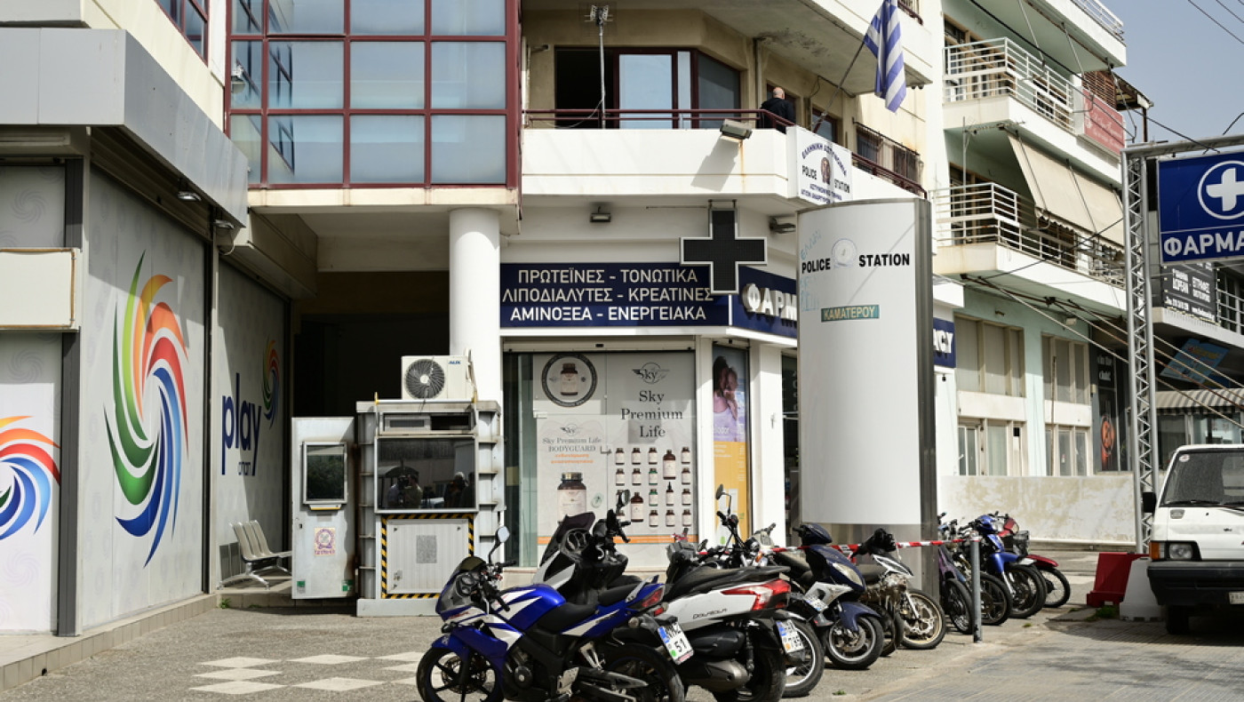 Γυναικοκτονία: Απομακρύνθηκαν ο διοικητής του ΑΤ και ο τηλεφωνητής της Άμεσης Δράσης