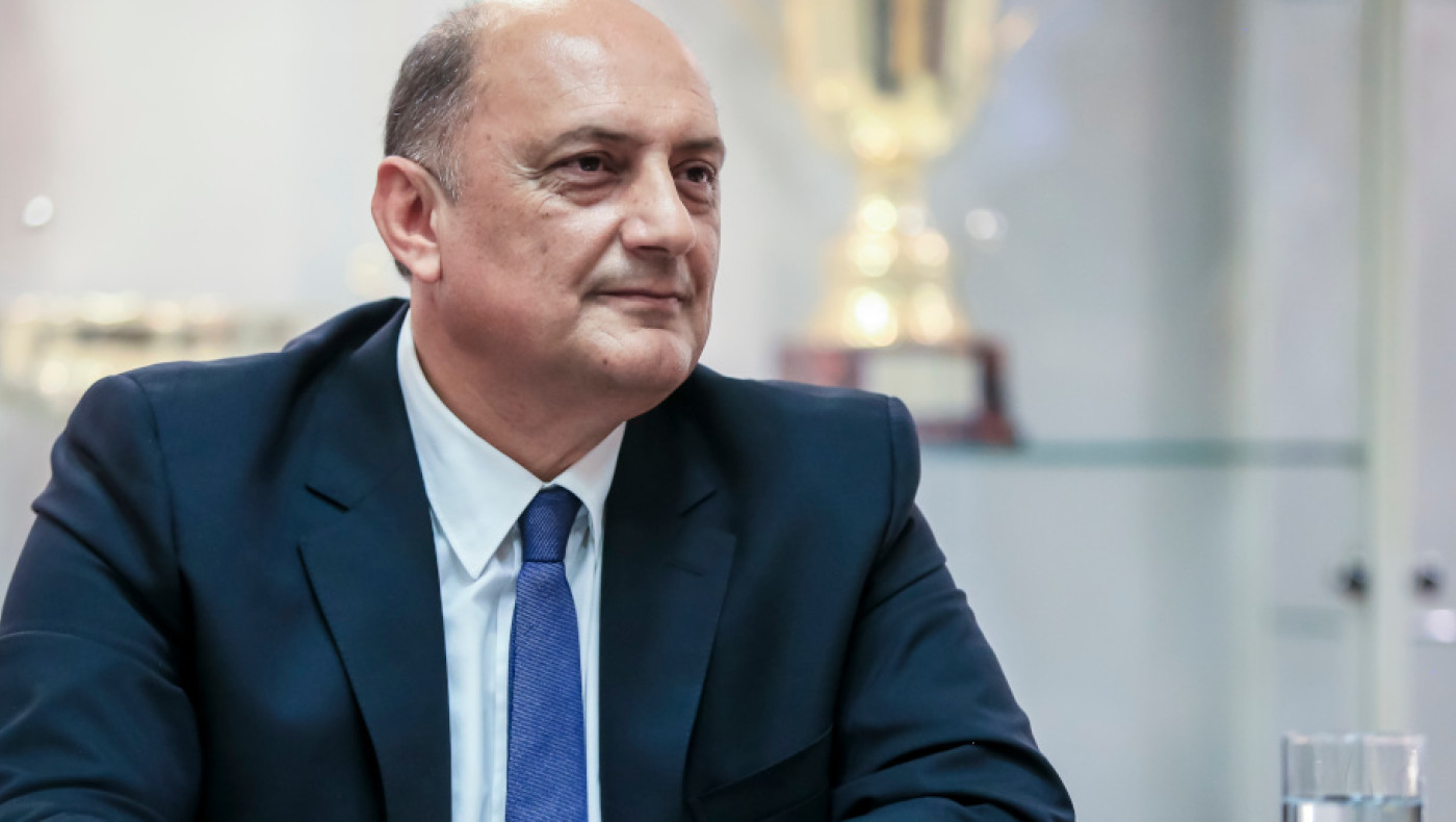 Μαντούβαλος: «Δε γίνεται να βασανίζεται ο Μητσοτάκης για μία δολοφονία» (vid)