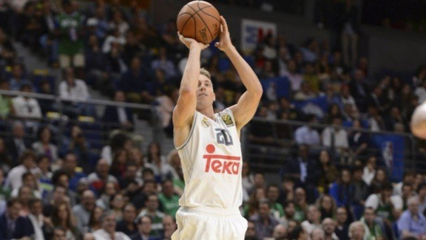 «Προετοιμάζει» κίνηση-πρόταση για Κάρολ η ΤΣΣΚΑ Μόσχας