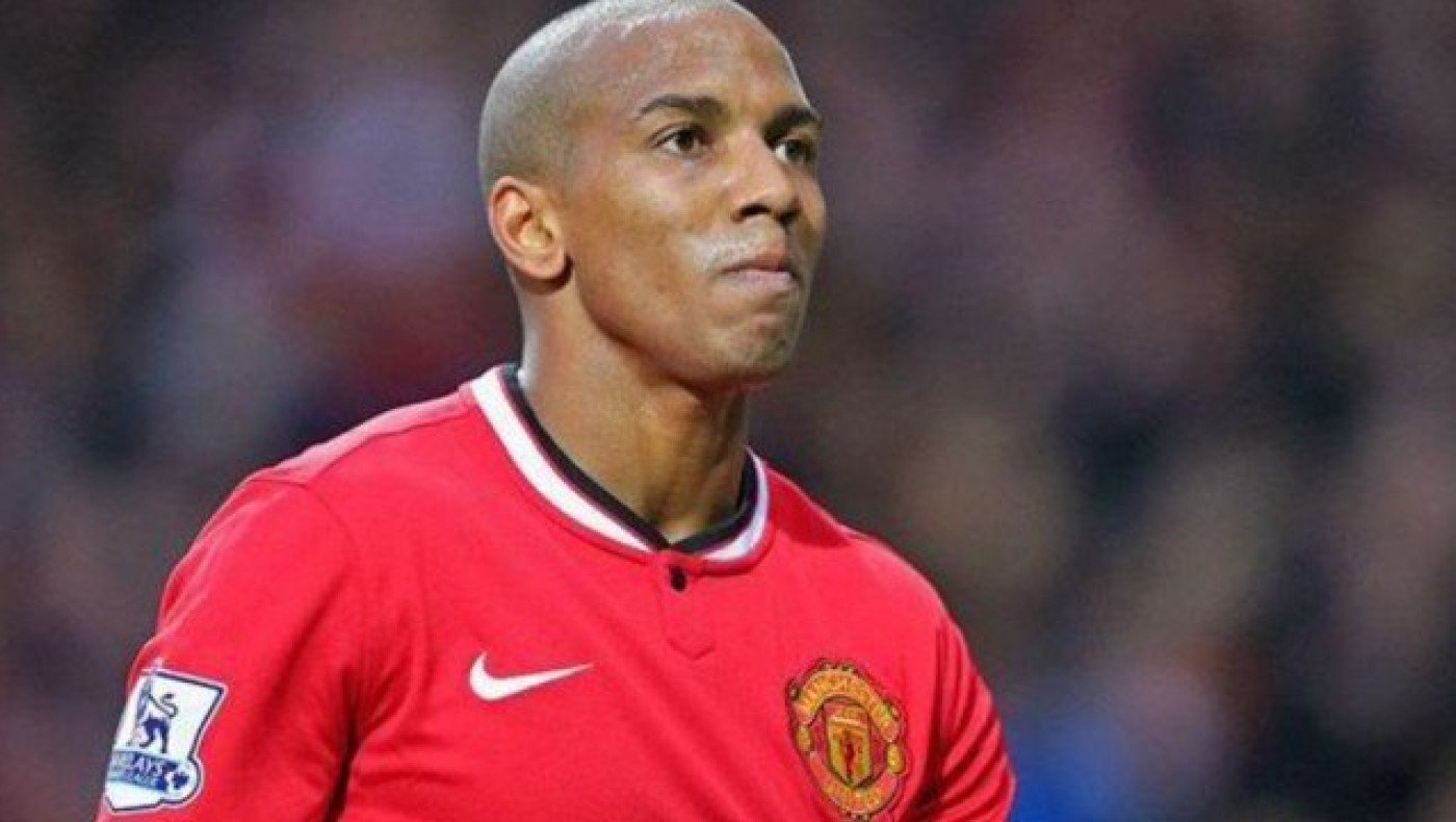 Επιστρέφει στις προπονήσεις της Γιουνάιτεντ Άσλεϊ Γιανγκ