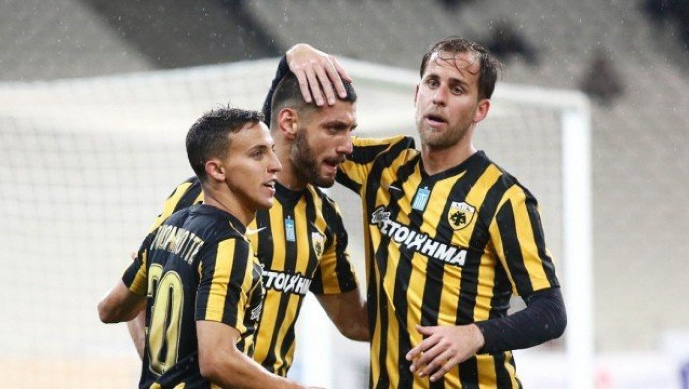 Χόρευε μέσα στη βροχή η ΑΕΚ, 3-0 τον Πανθρακικό!!!